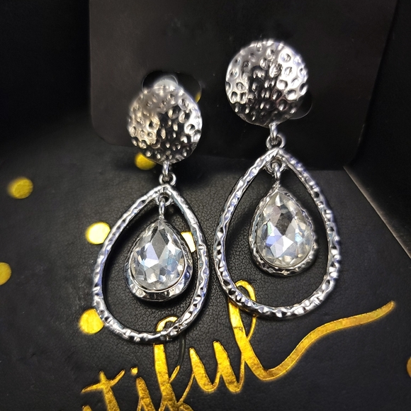 paparazzi Jewelry - Paparazzi Clip On Earrings